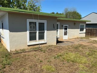 503 East South 6th Street Street, Seneca, SC 29678