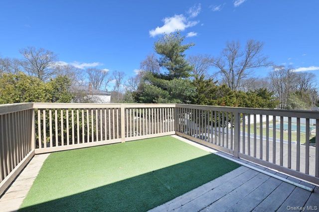 313 Warren Street, West Babylon, NY 11704