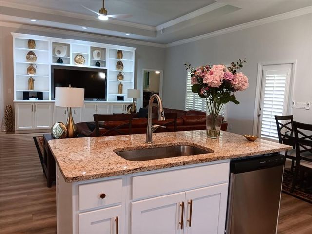 9246 O'fallon N Drive, Mobile, AL 36695