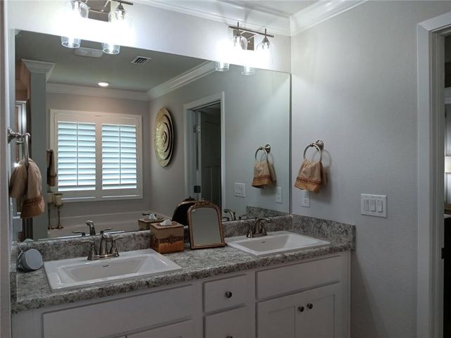 9246 O'fallon N Drive, Mobile, AL 36695