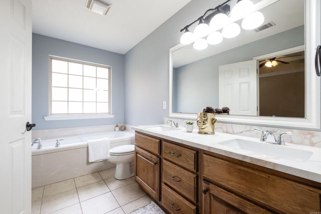 199 Diamond Point Drive, Maumelle, AR 72113