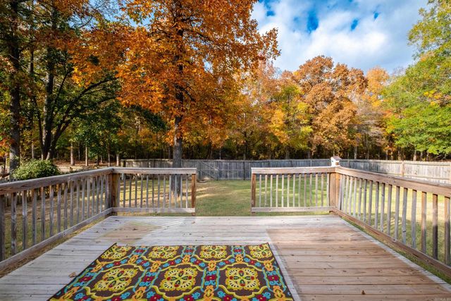 199 Diamond Point Drive, Maumelle, AR 72113