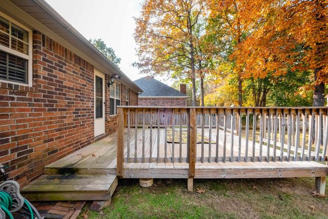 199 Diamond Point Drive, Maumelle, AR 72113