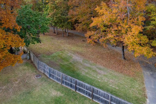 199 Diamond Point Drive, Maumelle, AR 72113