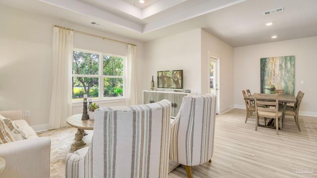 5848 Dove Nest Rd, Gulf Breeze, FL 32563