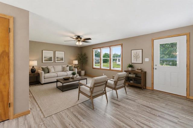 503 11th Street, Brodhead, WI 53520