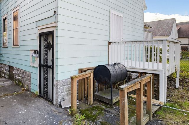 22 Schreck Avenue, Buffalo, NY 14215