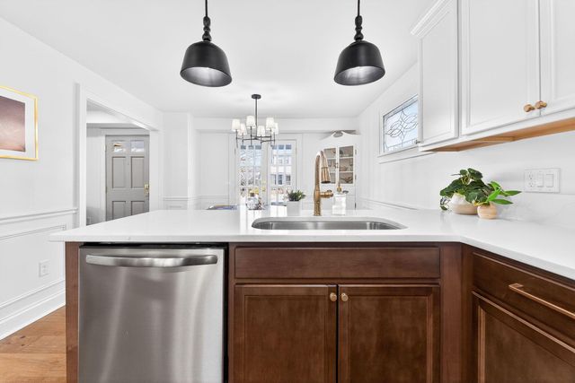 1523 Wyandotte Road, Columbus, OH 43212