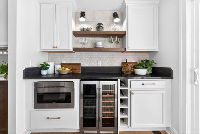 1523 Wyandotte Road, Columbus, OH 43212