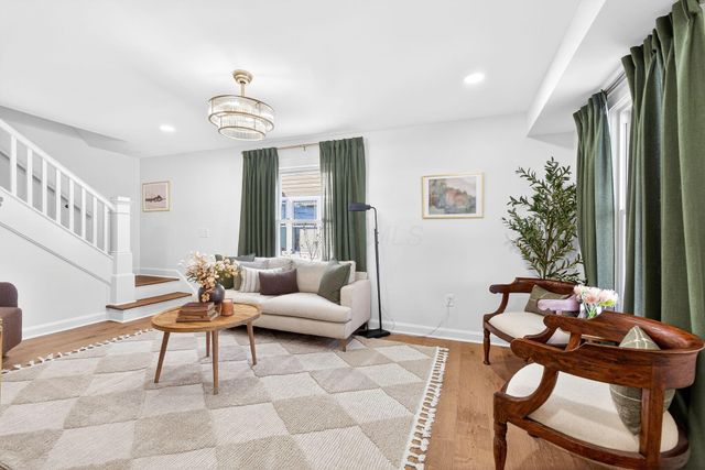 1523 Wyandotte Road, Columbus, OH 43212