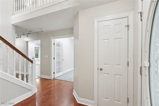 9210 Russellhurst Drive, Kirtland, OH 44094