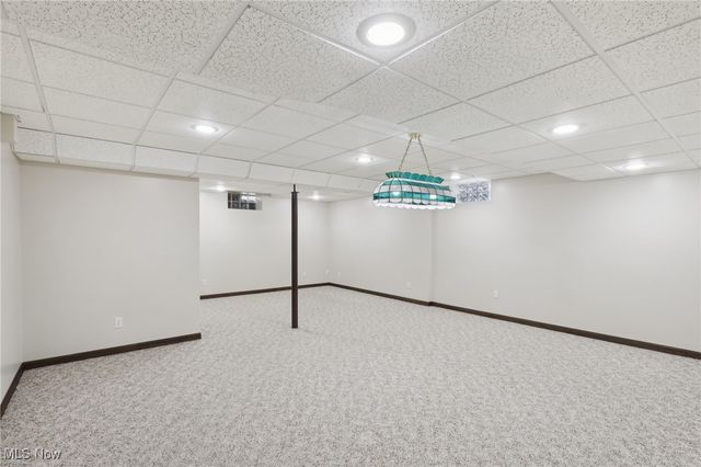 9210 Russellhurst Drive, Kirtland, OH 44094