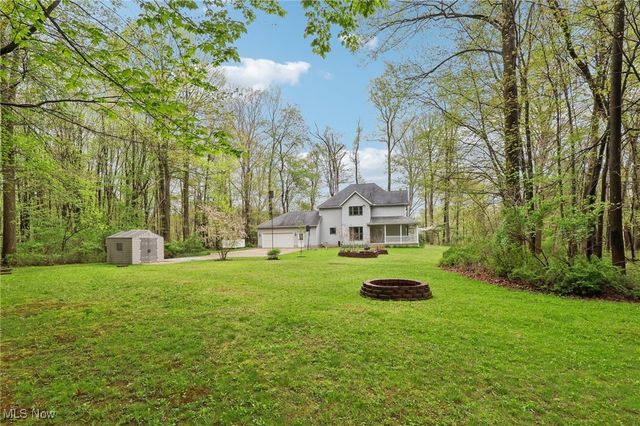 9210 Russellhurst Drive, Kirtland, OH 44094