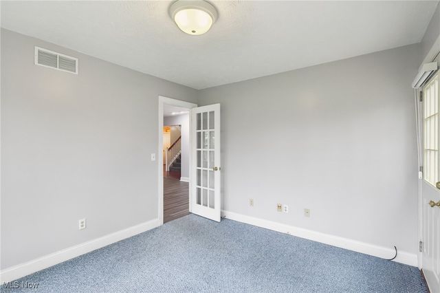 9210 Russellhurst Drive, Kirtland, OH 44094