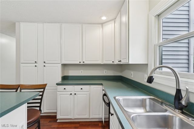 9210 Russellhurst Drive, Kirtland, OH 44094