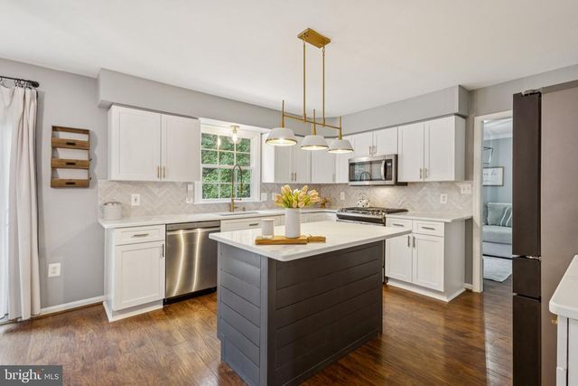 12126 KINGSWOOD BLVD, Fredericksburg, VA 22408