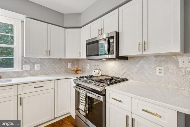 12126 KINGSWOOD BLVD, Fredericksburg, VA 22408