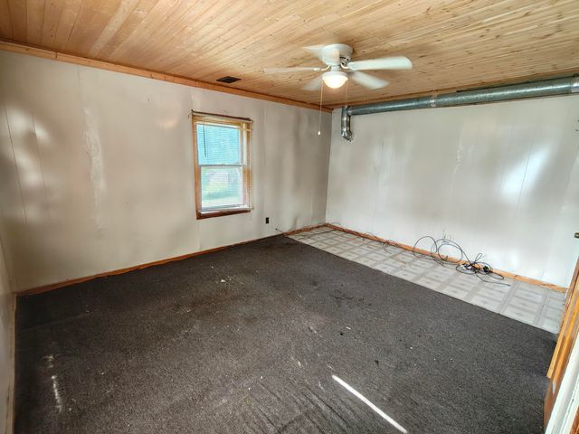 5533 E 13th Place, Gary, IN 46403
