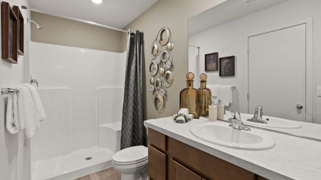 5256 E Mckinnon Ln, Spokane, WA 99217