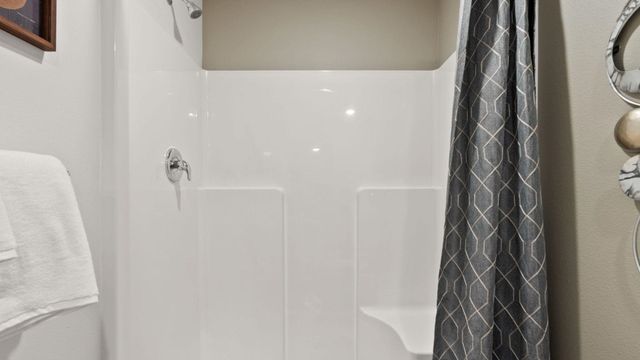 5256 E Mckinnon Ln, Spokane, WA 99217