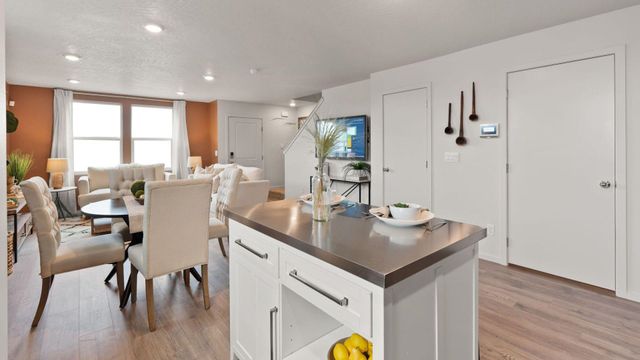 5256 E Mckinnon Ln, Spokane, WA 99217