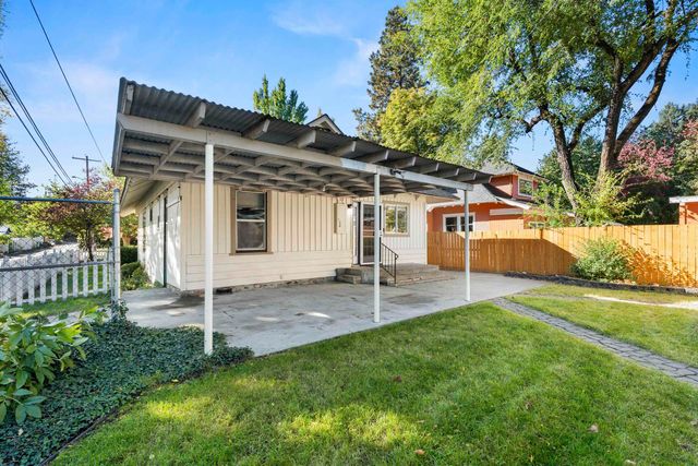 206 W Waverly Pl, Spokane, WA 99205