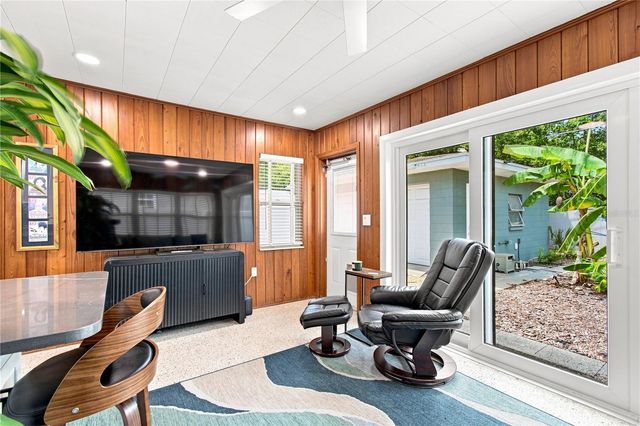 3005 10TH AVENUE N, St Petersburg, FL 33713