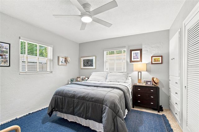 3005 10TH AVENUE N, St Petersburg, FL 33713