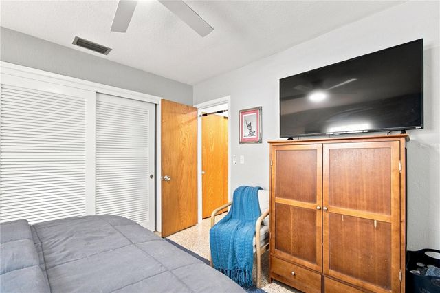 3005 10TH AVENUE N, St Petersburg, FL 33713