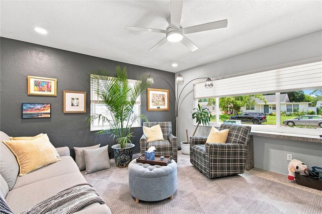3005 10TH AVENUE N, St Petersburg, FL 33713