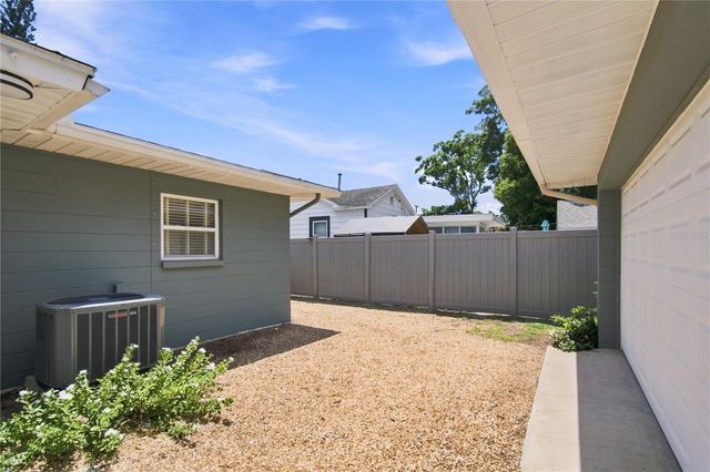 3005 10TH AVENUE N, St Petersburg, FL 33713