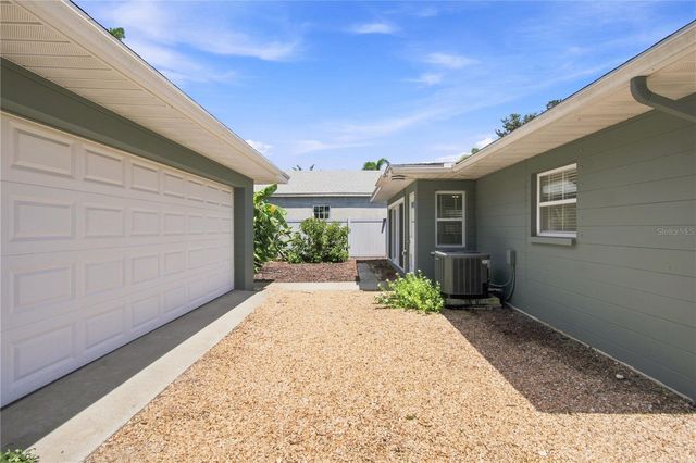 3005 10TH AVENUE N, St Petersburg, FL 33713