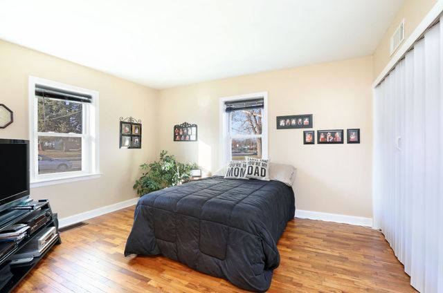 4119 70th Street, Urbandale, IA 50322