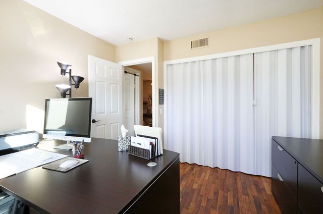 4119 70th Street, Urbandale, IA 50322