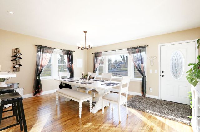 4119 70th Street, Urbandale, IA 50322