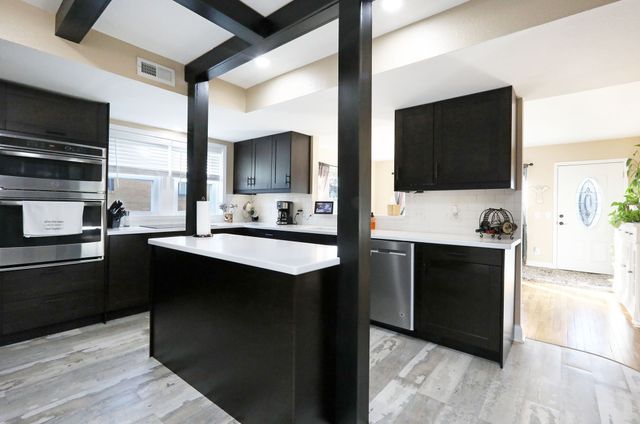 4119 70th Street, Urbandale, IA 50322