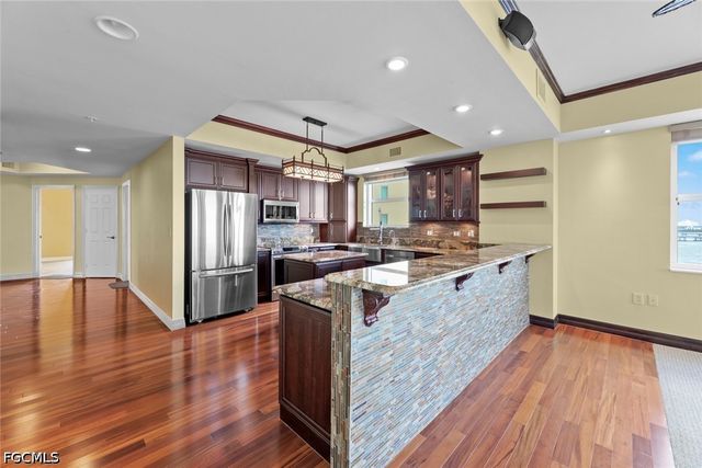 2797 1st ST 1201, Fort Myers, FL 33916