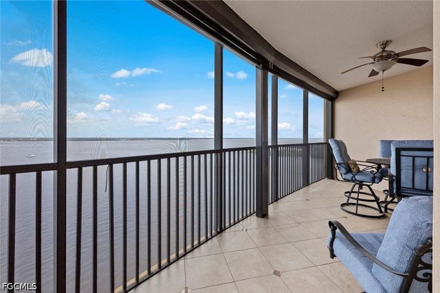 2797 1st ST 1201, Fort Myers, FL 33916