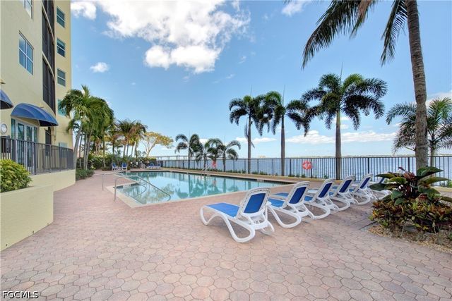 2797 1st ST 1201, Fort Myers, FL 33916