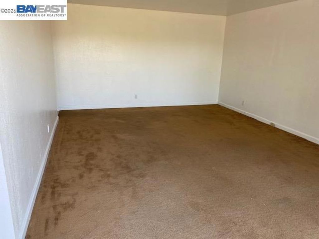 Image 14 of property listing at 16630 Cowell St, Castro Valley, CA 94578