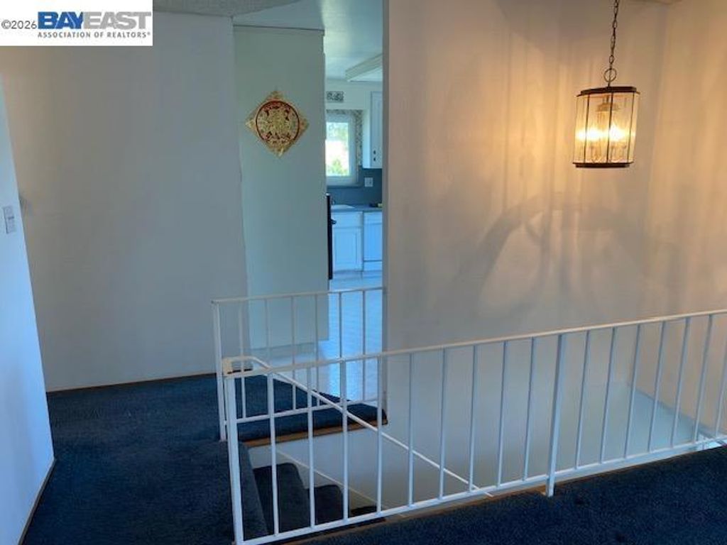 Image 5 of property listing at 16630 Cowell St, Castro Valley, CA 94578