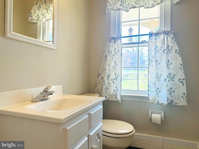 1626 NORRISTOWN RD, Ambler, PA 19002