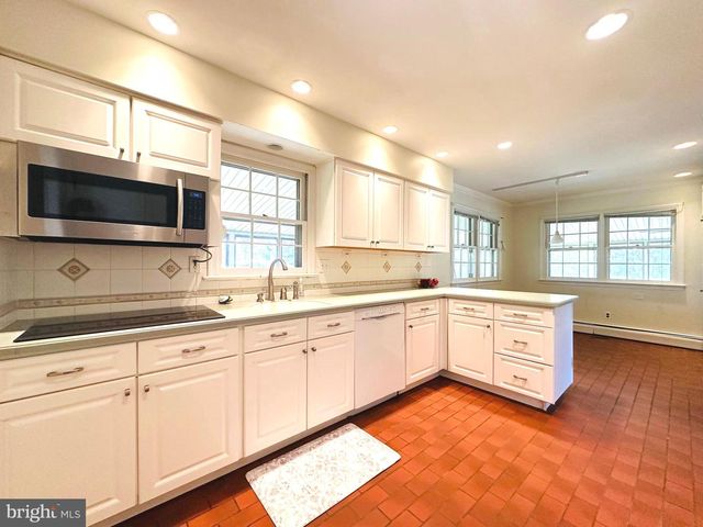 1626 NORRISTOWN RD, Ambler, PA 19002