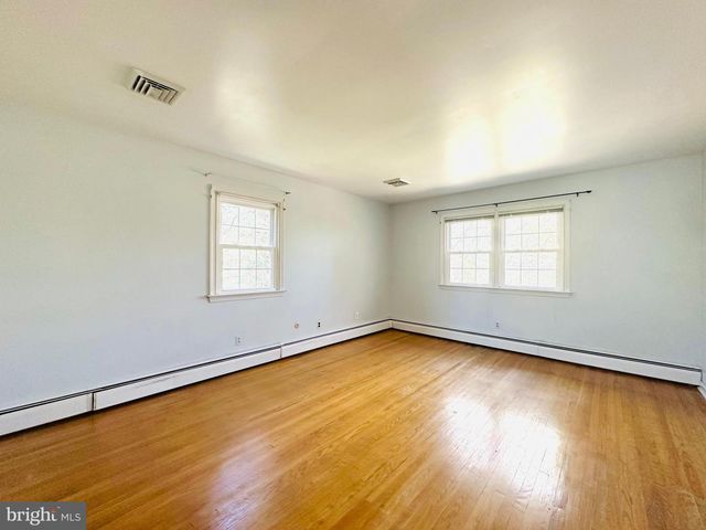 1626 NORRISTOWN RD, Ambler, PA 19002