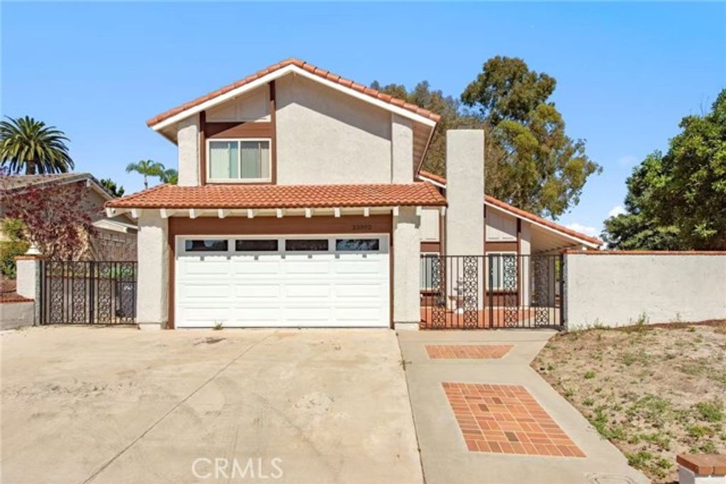 23992 Via La Coruna, Mission Viejo, CA 92691