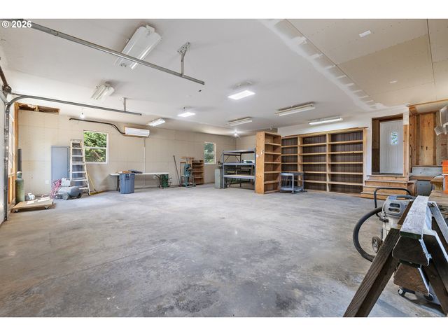 13988 Sw LAMBERT Ln, Gaston, OR 97119