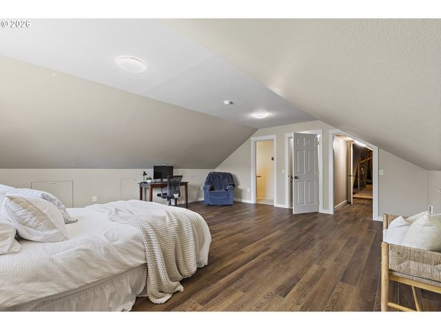 13988 Sw LAMBERT Ln, Gaston, OR 97119
