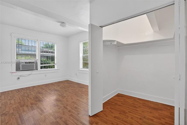 3409 S Le Jeune Rd 2, Coral Gables, FL 33134