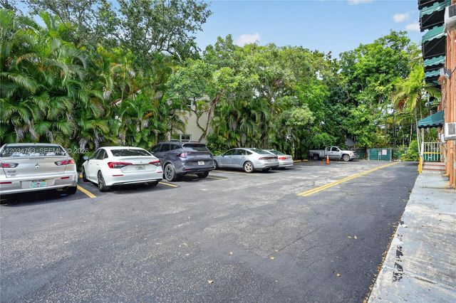 3409 S Le Jeune Rd 2, Coral Gables, FL 33134