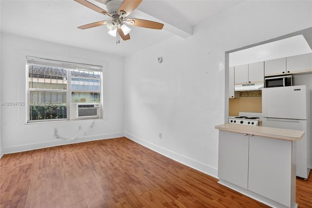 3409 S Le Jeune Rd 2, Coral Gables, FL 33134